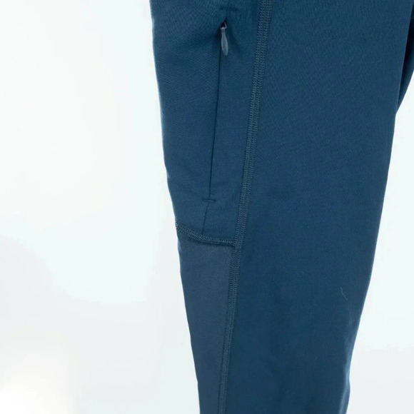 Athleta All in crop Constellation Blue | Small - Picture 3 of 5